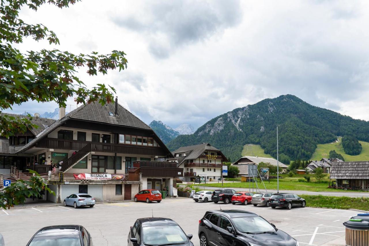 Nika & Erik Lägenhet Kranjska Gora Exteriör bild